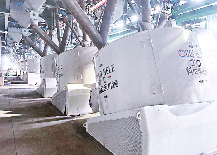 Anwendung des feuerfesten Intensivmischers im Magnesia-Kohlenstoff-Ziegelprojekt